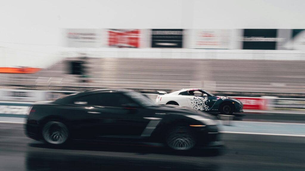 加速する世界のイメージ